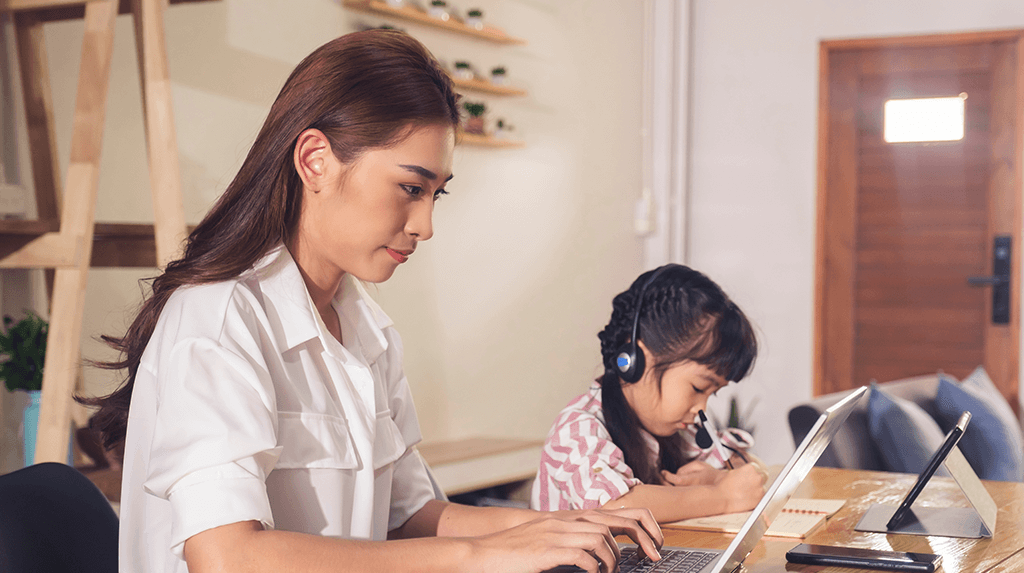 A third of employers do not offer early parenthood support